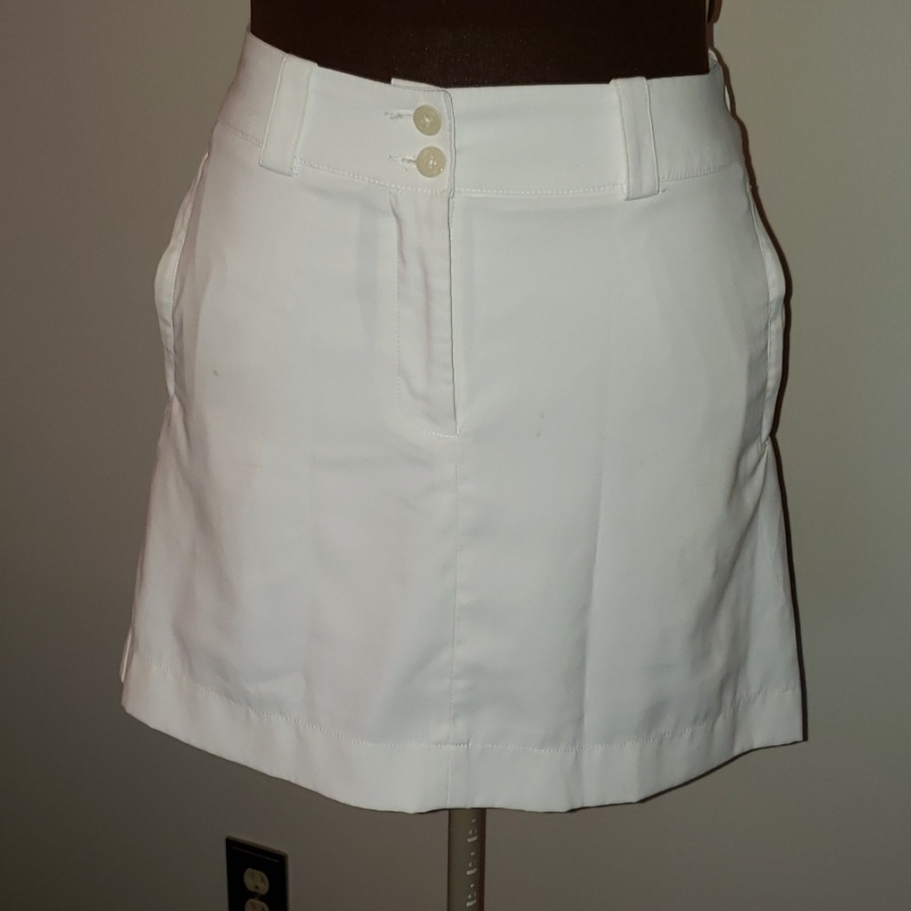 Golf skort